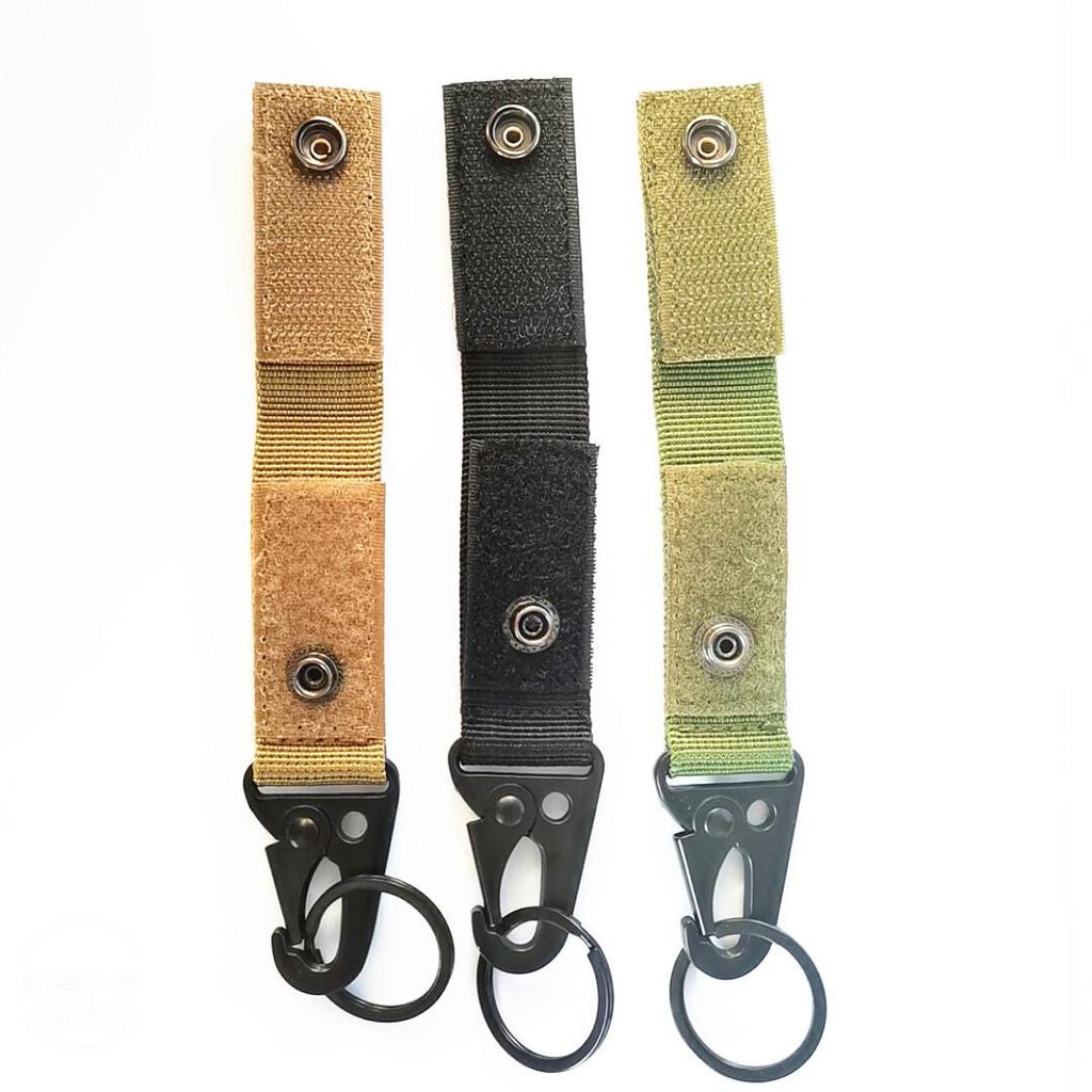 Tactical Camouflage Eagle Beak Buckle Keychain with Quick Release Carabiner and Nylon Webbing.