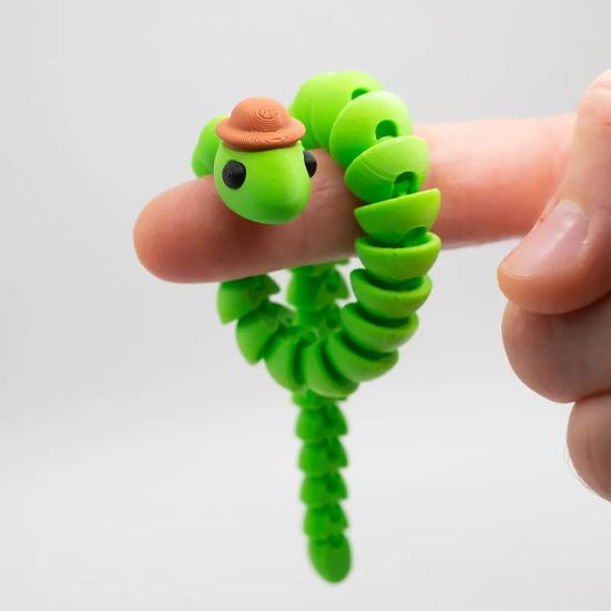 3D Printed Snake Figure Flexible Animal Fidget Toy Cute Articulating Snake Desk Toy for Collectors Easter Basket Stuffer