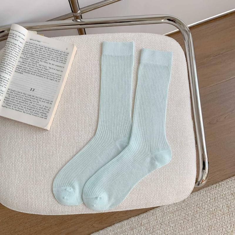 Women's Spring and Summer Lightweight and Breathable Stack Socks, Candy Color Series Boneless Sewn Long Socks, Versatile and Comfortable