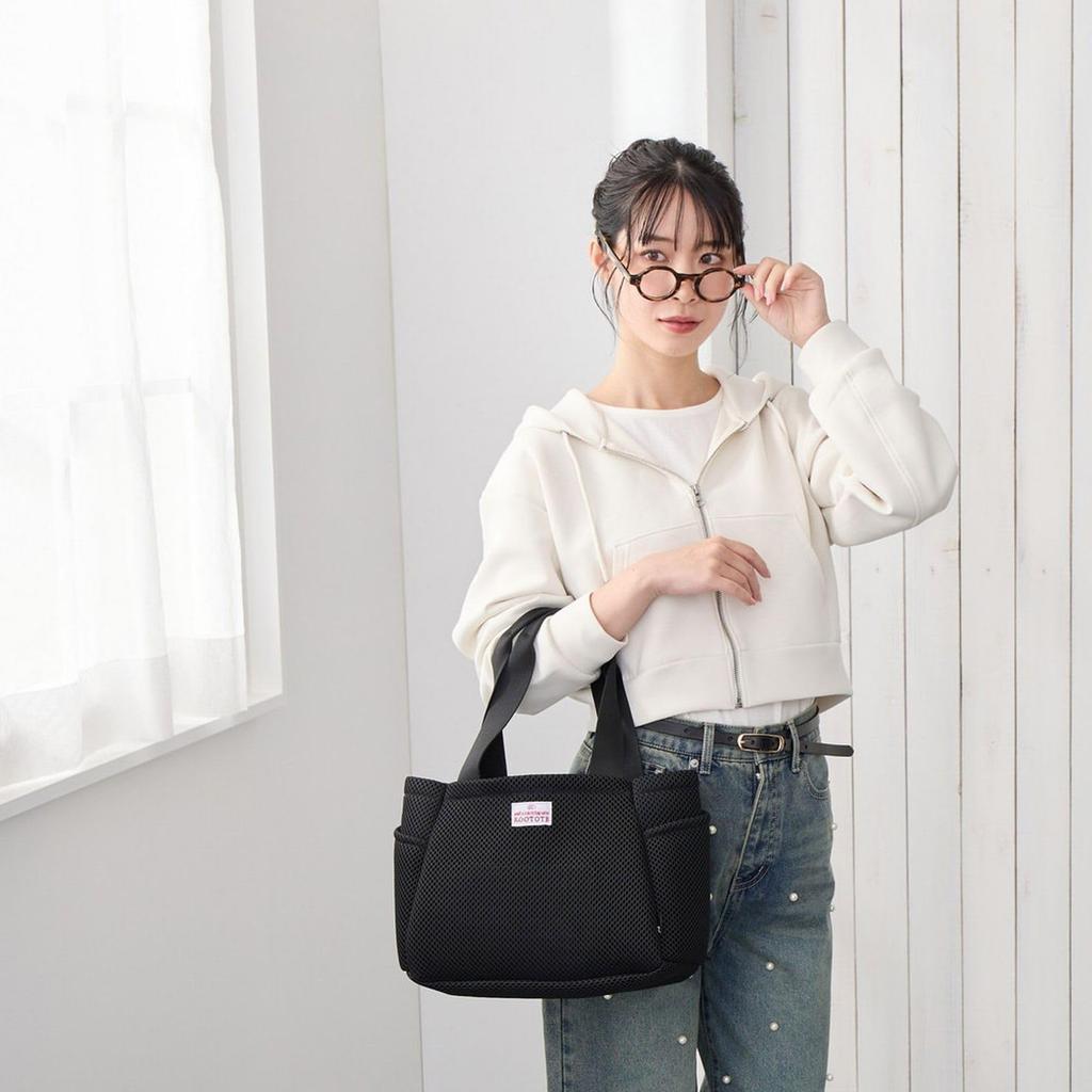 Damska mała torba typu tote z siatki Rootote z ruchomą przegrodą, Lekka, SN. Garmażeria. Paruti. Wafer-A 3672 (03 Czarny)