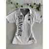 TrendHub Koszulka Y2k Polo Goth Punk Vintage Nadruk z literami Dopasowana Krótki rękaw Estetyczna Harajuku Streetwear Letnia Szykowana Grunge Emo Koszulka