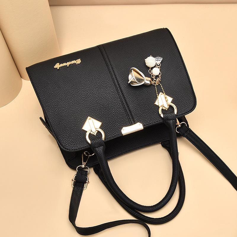 New bag temperament women's bag retro European and American large-capacity handbag women's bag shoulder bag messenger bag bags