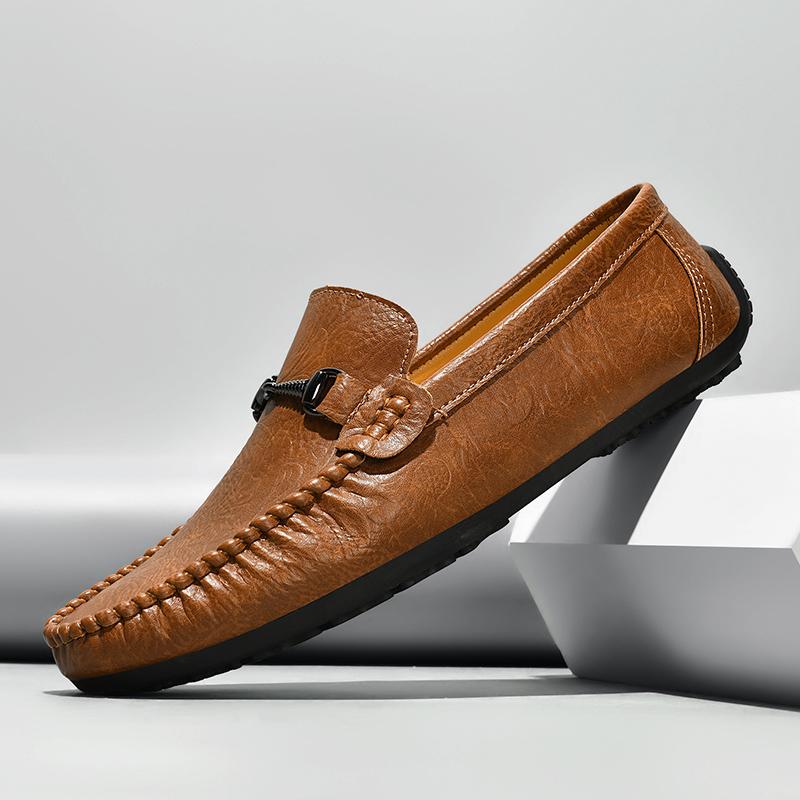 2025 Designer Penny Loafers Herren Freizeitschuhe Leichtgewichtige Weiche Leder Herren Mokassins Atmungsaktive Slipper Herren Fahrschuhe