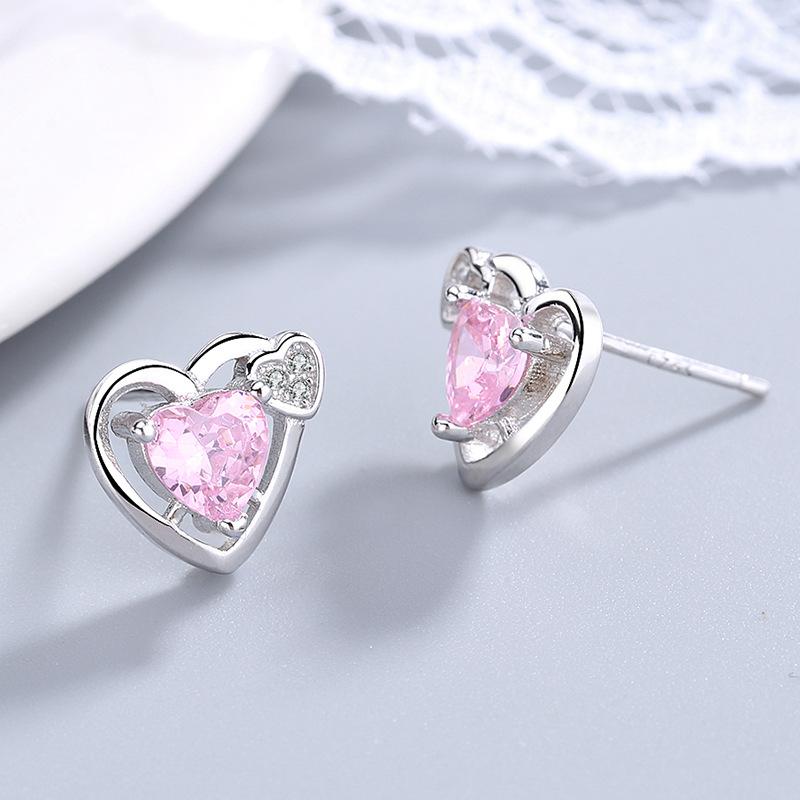 S925 Sterling Silber Herz-förmigen Stud Ohrringe Weiblichen Koreanischen Temperament Personalisierte Silber Schmuck