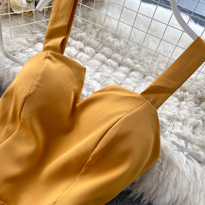 Rochie lungă slim cu decolteu în V, fără spate, culoare solidă, cu inspirație vintage 2024