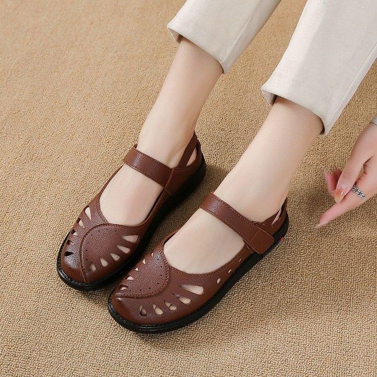 

Soft leather one-word with sandals women s 2025 new bag head summer flat bottom mother casual hole soft sole comfortable women s shoes 41