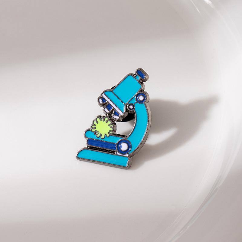

Dumpster Quotes Brooch Cartoon Chemical Elements Badge Cute Personality Metal Experimental Pin Creative Accessories