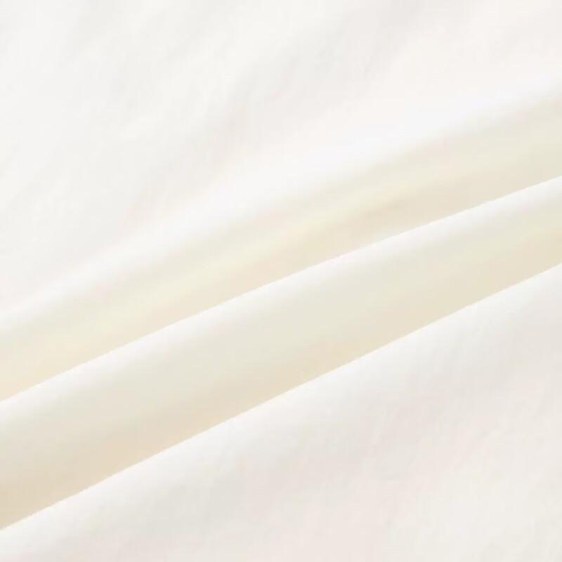 PUMA Uv Protection Windbreaker With Contrast Logo, Hooded Zip-Up, Long Sleeve, Comfortable Casual Sport Women Outerwear White 628376-65