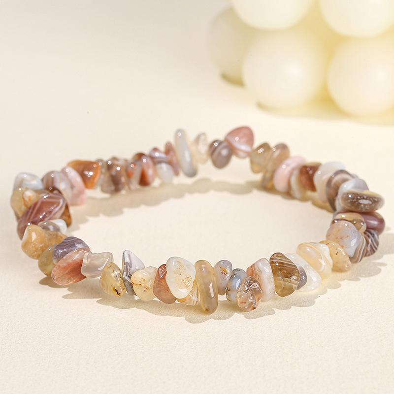 7-farbiges natürliches Kristallachat elastisches Armband mit Splittersteinen, unregelmäßiges Design, europäischer & amerikanischer Stil Hand Schmuck.