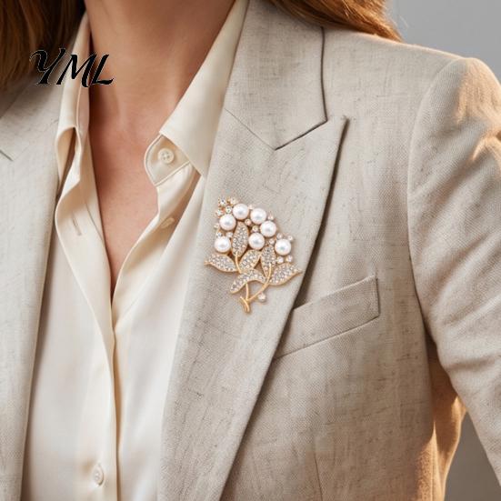 Clothing Accessories Flower Branch Brooch with Faux Pearls Rhinestones, Decorative Lapel Pin Daily Wear for Wedding Party, Dainty Jewelry Accessory