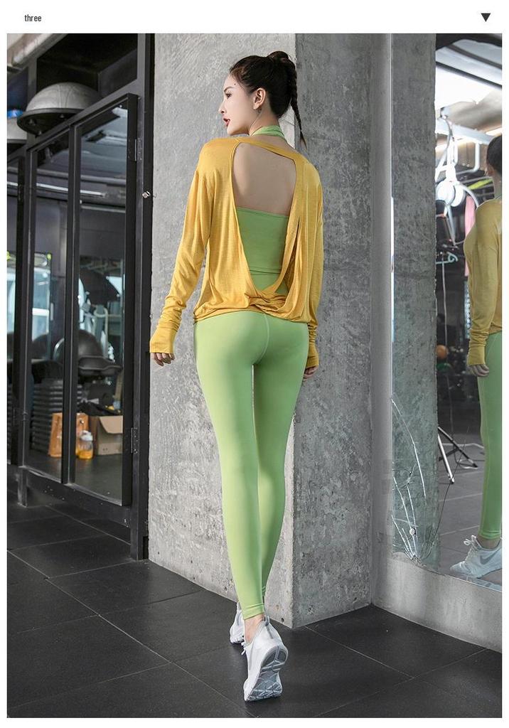 Elegant Halter Neck Yoga Tank with Built-in Shockproof Bra for Fitness and Running - High-Quality Sports Bra for Women, Beautiful Back Design