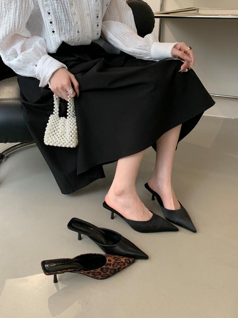 Women's Suede Pointed Toe Thin Heel Elegant Outdoor Wear Heels - Elegant for Parties & Office