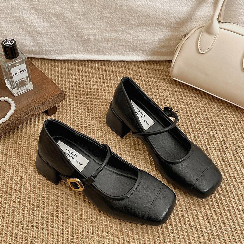 Black French square head light mouth thick heel single shoes women's 2025 new spring retro versatile height increase Mary Jane shoes