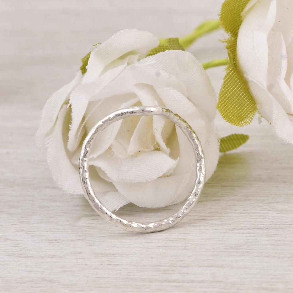 Minimalist Wave Ring 925 Sterling Silver | Curved Stackable Ring | Dainty Hammered Band | Simple Everyday Ring | Gift for Her