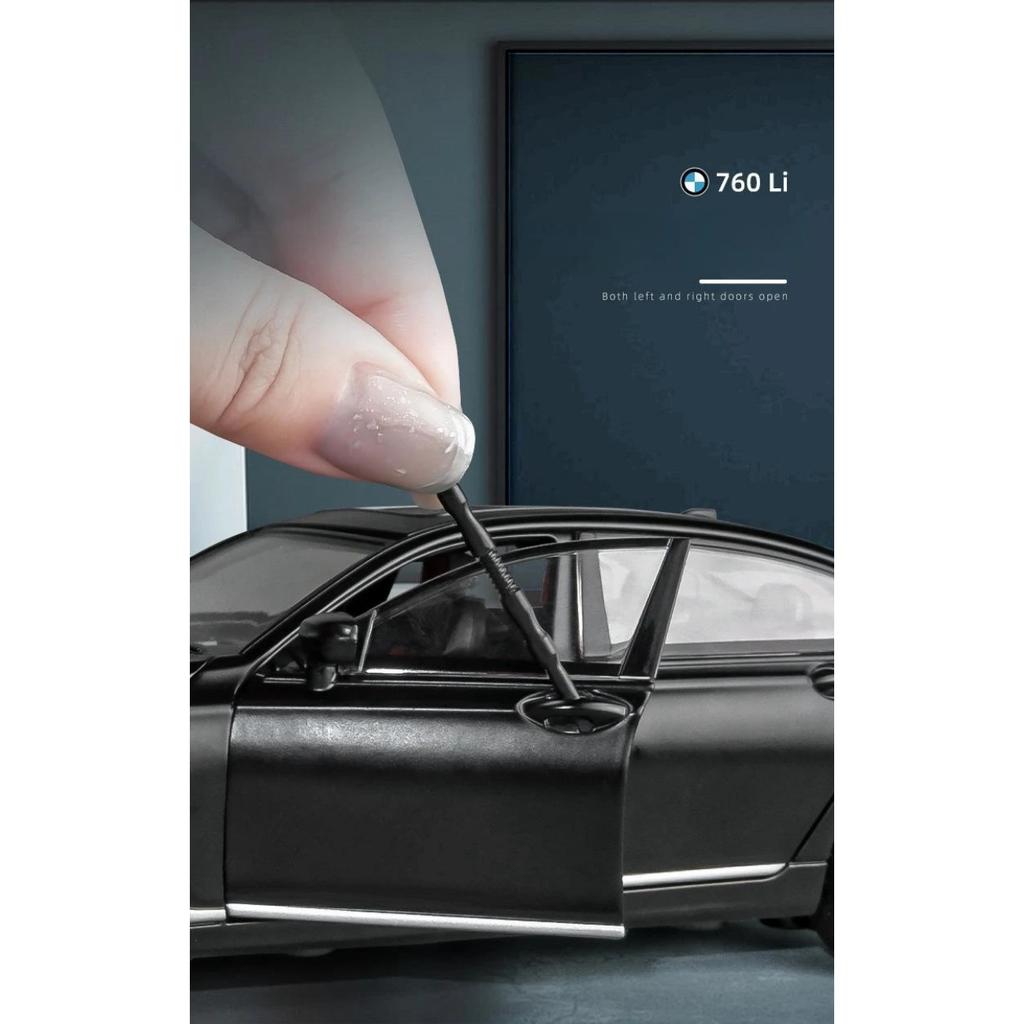 1/24 BMW THE 7 760Li Miniature Diecast Toy Car Vehicle Model 1:24 Pull Back Sound & Light Doors Openable Collection Gift Kid
