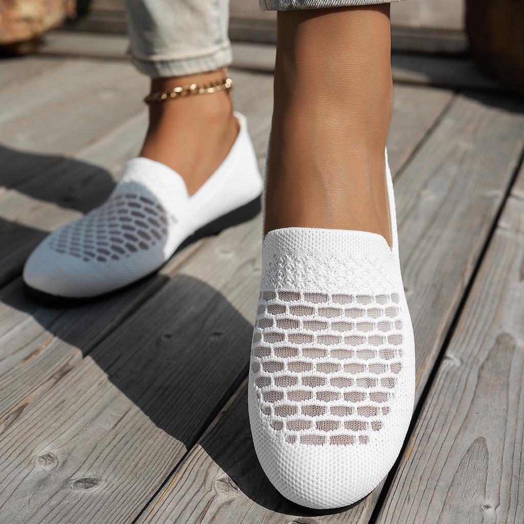 Foreign trade fashion large size single shoes women's 25 new round head flat bottom comfortable and light color matching knitted one-pedal lazy shoes