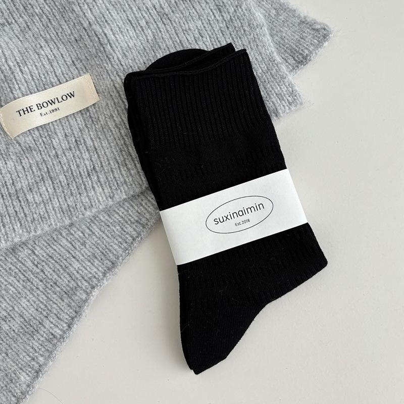 

Осінні та зимові однотонні модні ретро шкарпетки до середини ікри з махрою, художні та універсальні шкарпетки для жінок 1 pair чорний