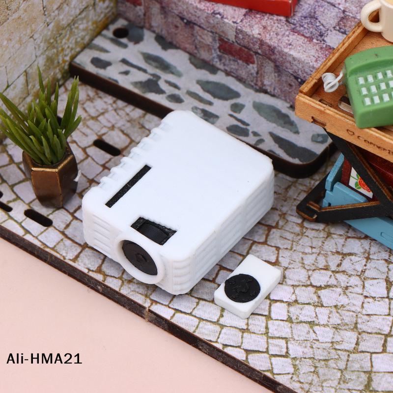 

Miniature Simulation Projector Ornaments With Remote Controller 1/12 Dollhouse Mini Projector Model Micro Scene Decoration Toys one size