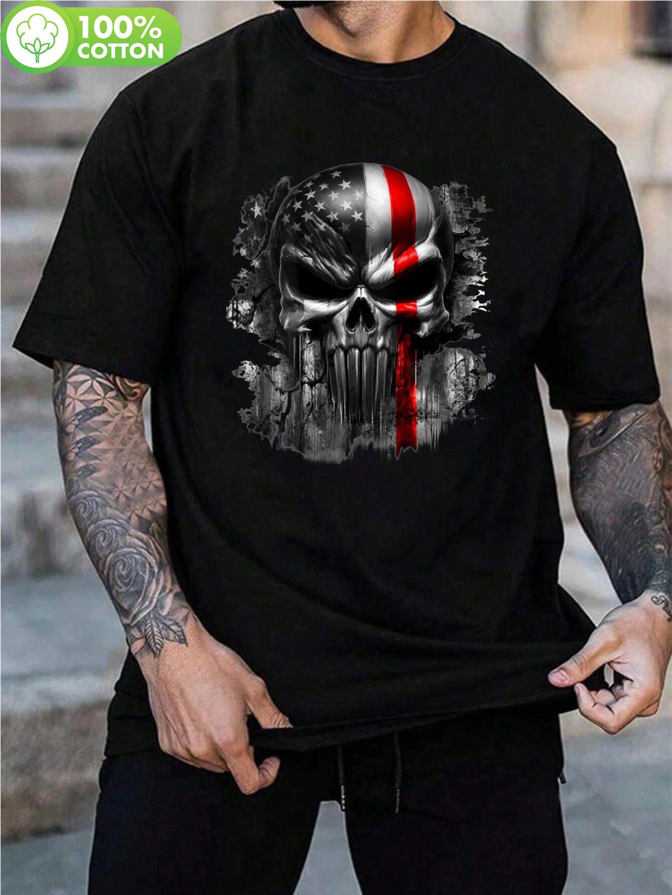 Plus Size Patriotic Skull Graphic T-shirt - American Flag Design S