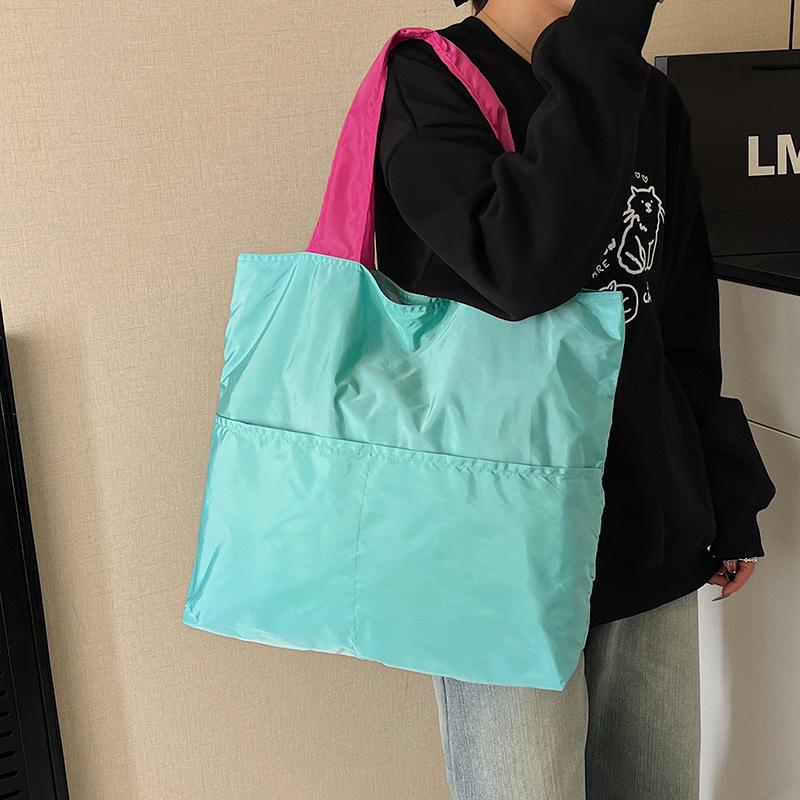 Japanese-Style Foldable Cloud Bag: Portable, Large-Capacity, Waterproof Shoulder & Handheld Grocery Bag with Zipper.