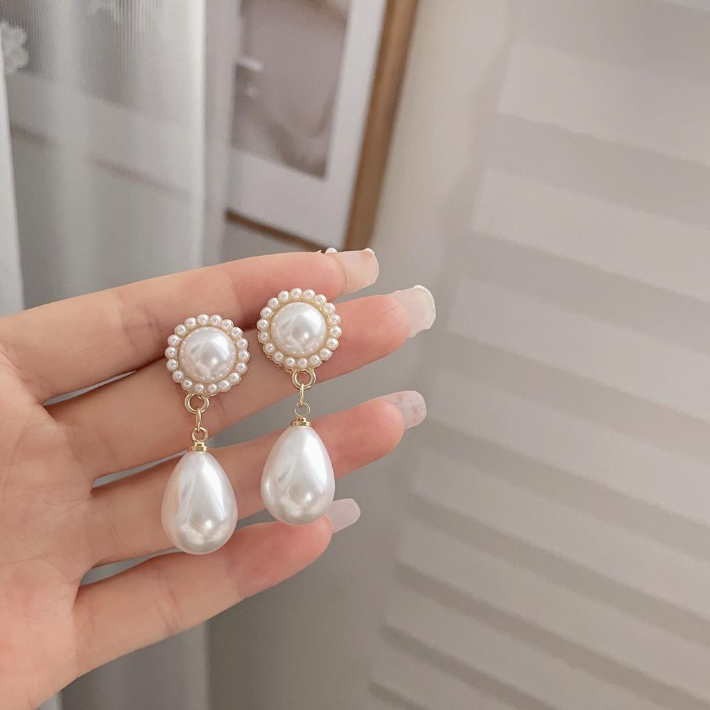 1 Pair Stud earrings retro French water drop simulation pearl earrings Jewelry Gift