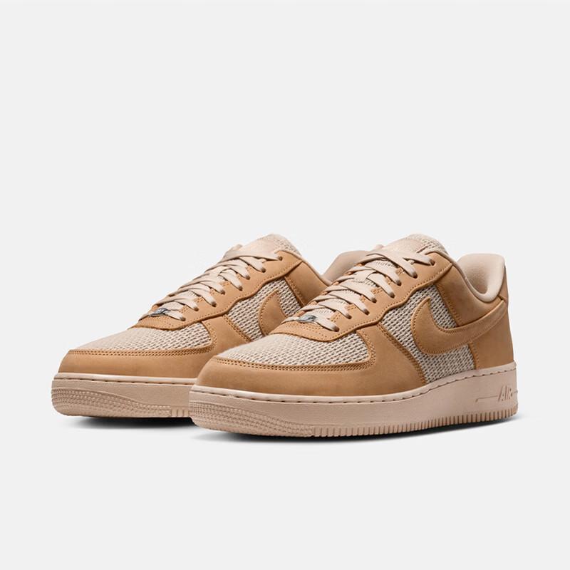Nike Men's Air Force 1 '07 Casual Shoes