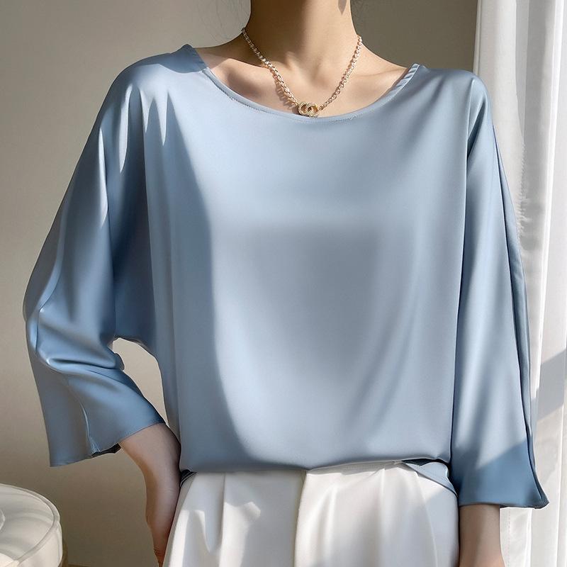 T-shirt in seta per donna Primavera ed estate girocollo T-shirt in raso con maniche larghe a nove punti temperamento francese Top semplice