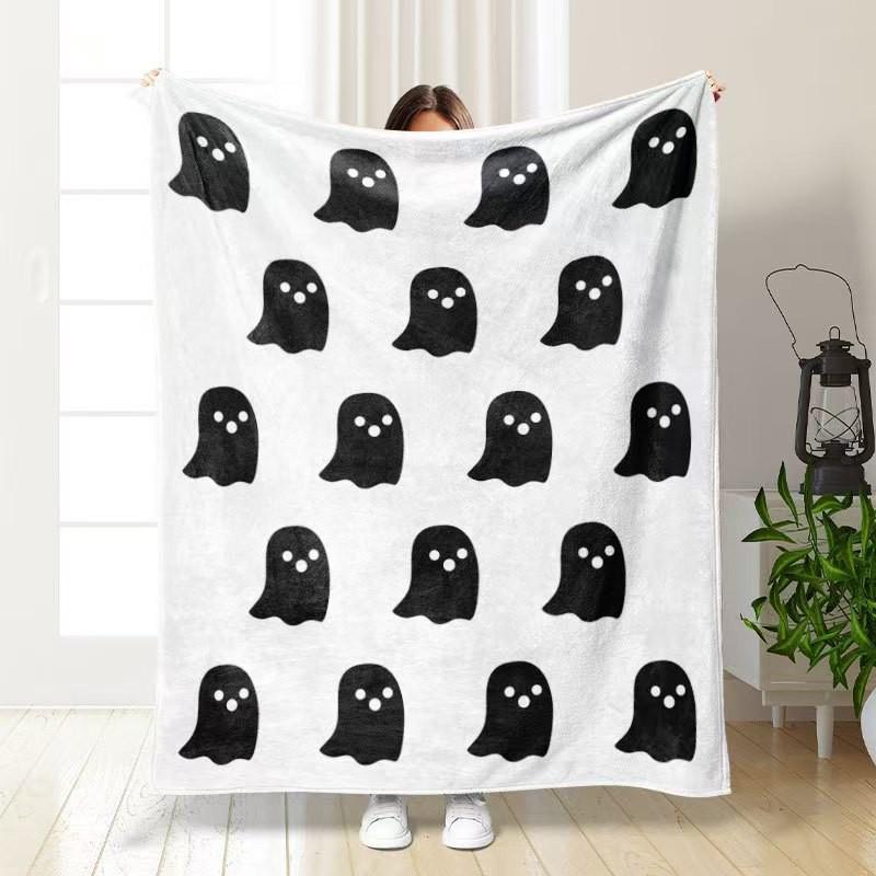 Halloween Cartoon Flannel Blanket - Soft Pumpkin Ghost Design for Kids