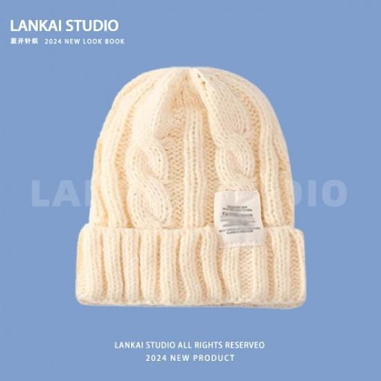 

Autumn and winter Korean and Japanese style trendy women s knitted hat, versatile, face-slimming, warm, loose-fitting, letter-printed woolen hat Average Size бежевый