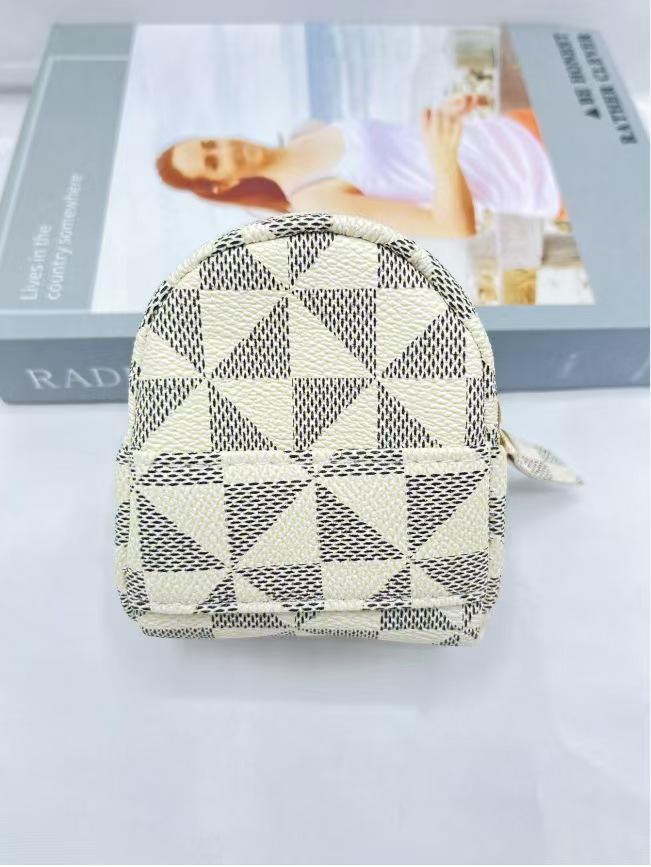 Kreatywny brelok do kluczy gwardzista cesarski z frędzlami serce dziewczyny wykwintny wisiorek do kluczy samochodowych plecak mini nowy 2024