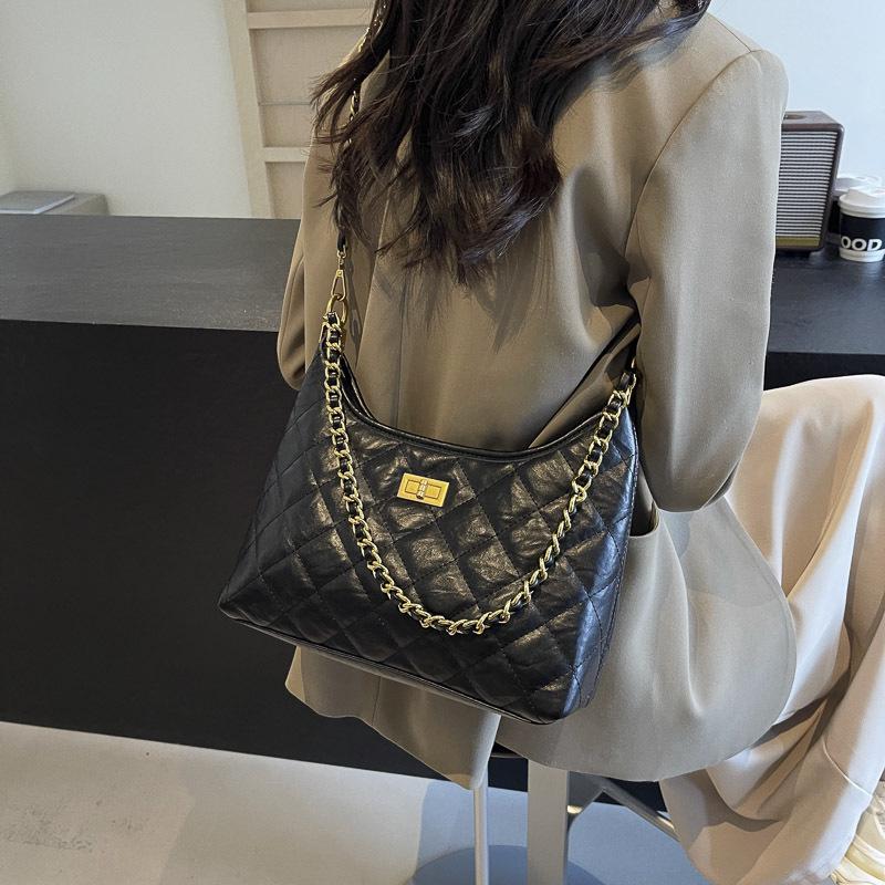Elegant Diamond Pattern Luxury Chain Bag - Versatile and Fashionable Shoulder or Crossbody Handbag