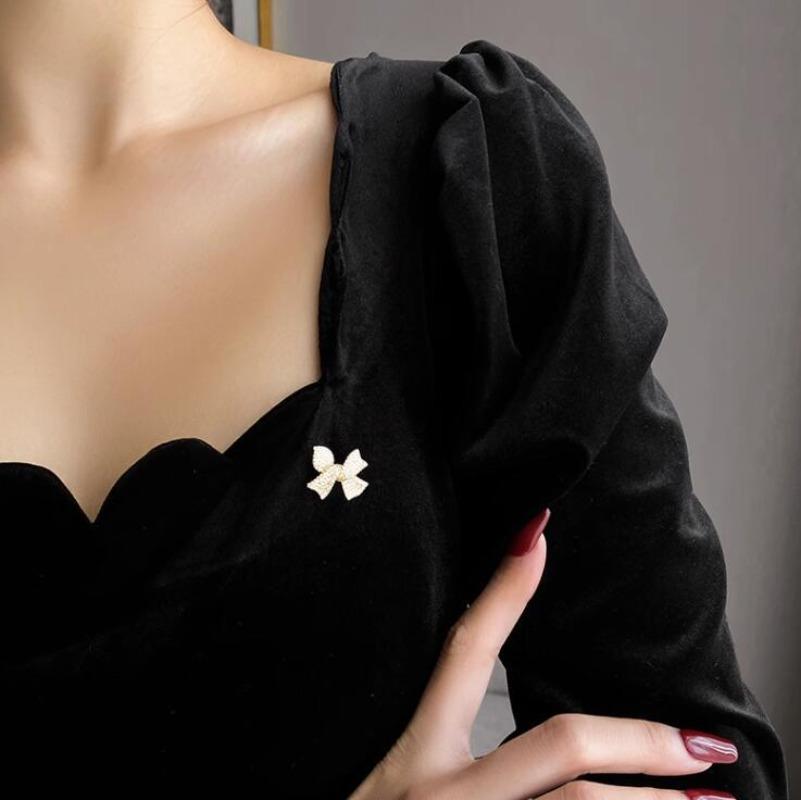 Fashion Retro Alloy Big Brooch Bow Pin Temperament Versatile Clothing for Women Jewelry
