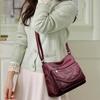 Vintage Crossbody Bag for Women Adjustable Shoulder Strap Middle Aged Women's Shoulder Bag Suitable for Daily Life, Shopping, Commuting and Other