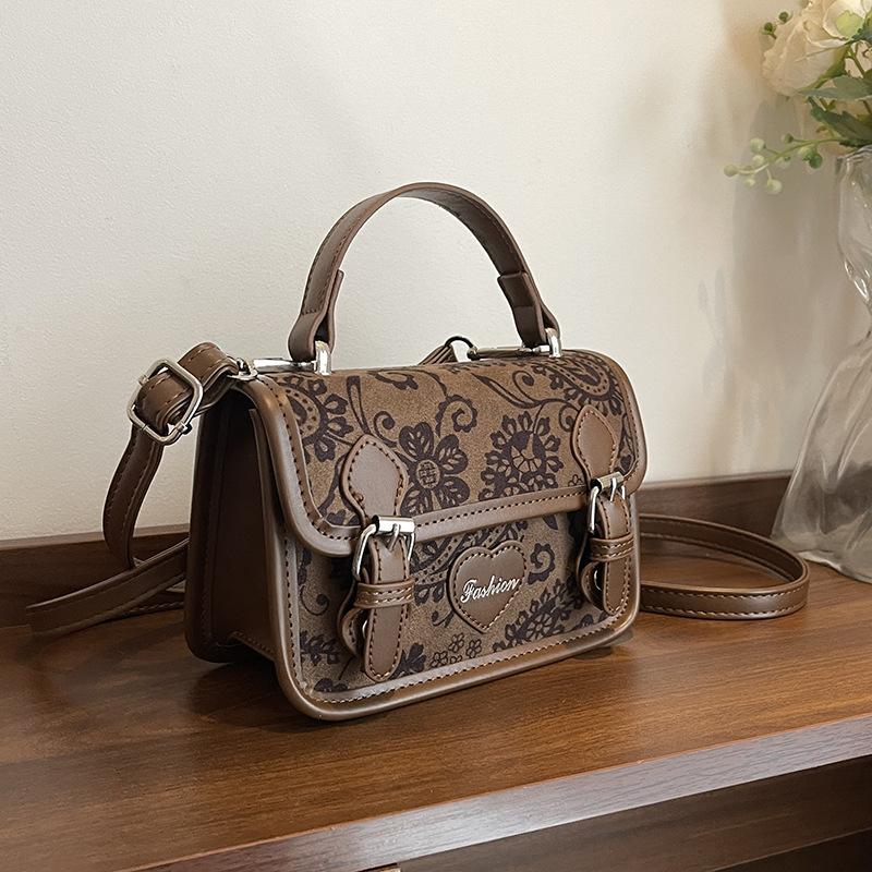 Niche retro portable shoulder bag women's simple 2025 new fashion versatile commuter messenger small square bag