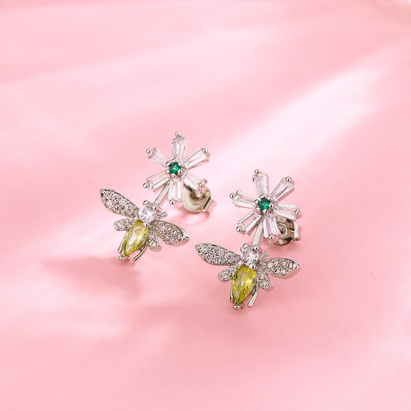 Heartbeat Feeling Earrings Women'S Stud Earrings 20 Trendy Temperament Small Earrings High-End Stud Earrings