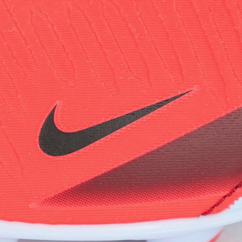 Nike Junior Soccer Shoe Phantom 6 Low Club Fg Mg