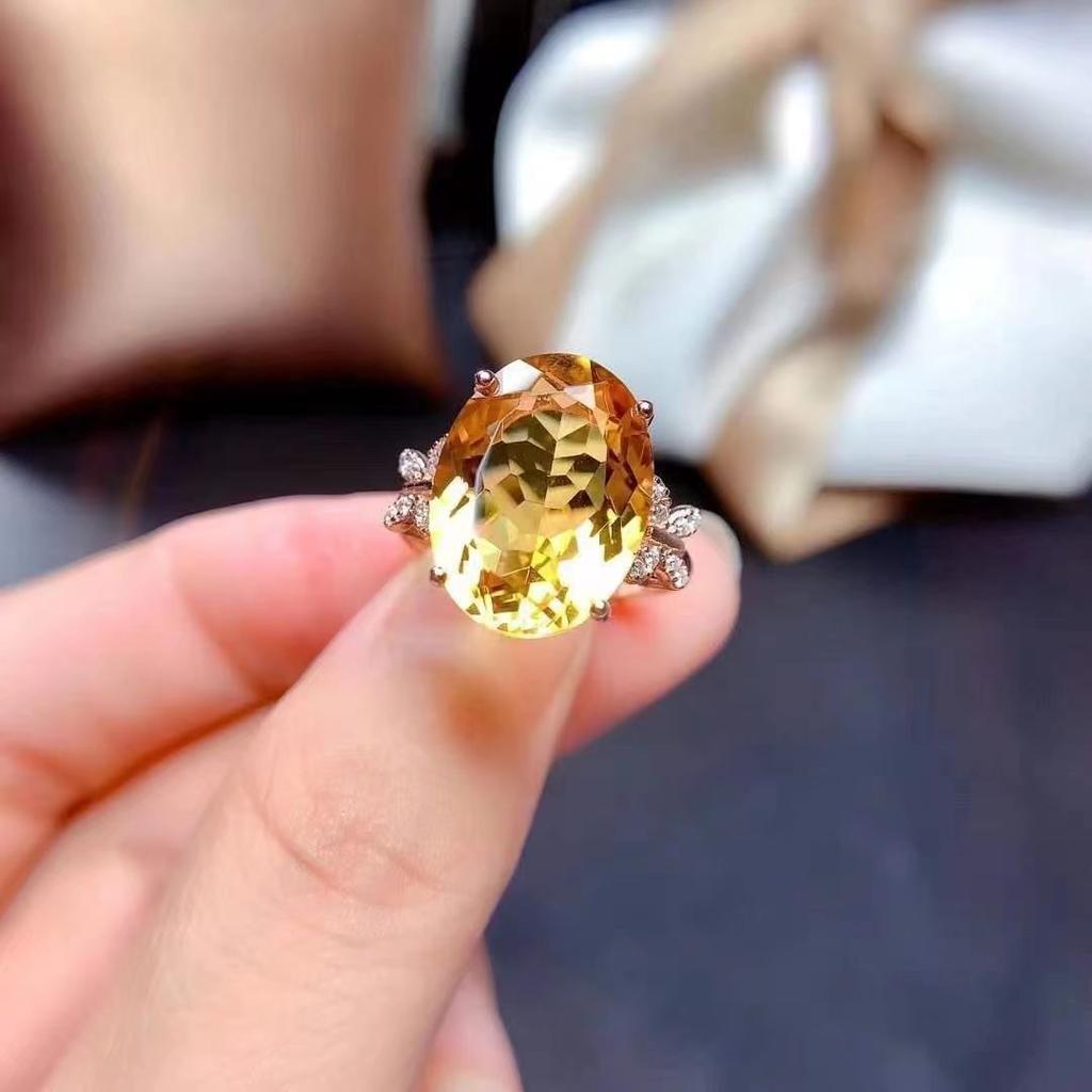 New In Butterfly Shaped Oval Yellow Crystal Rings for Women Rose Golden Fashion and Luxurious High-quality Ring Banquet Jewelry