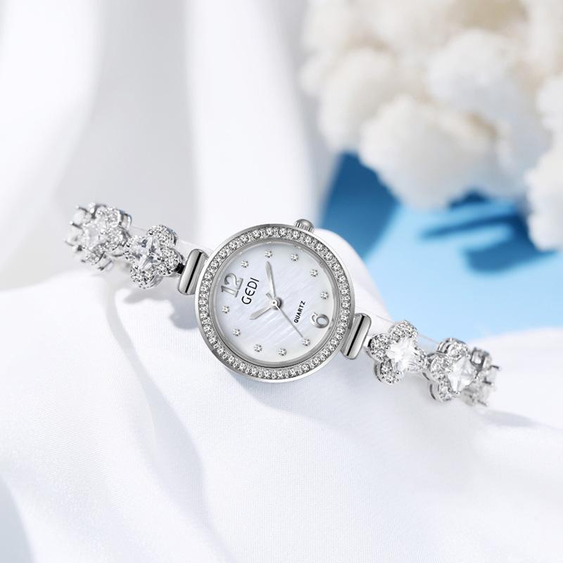 Niche Light Luxury Bracelet Watch Women'S Light Luxury Fritillary Quartz Women'S Watch High-End Four-Leaf Clover Watch