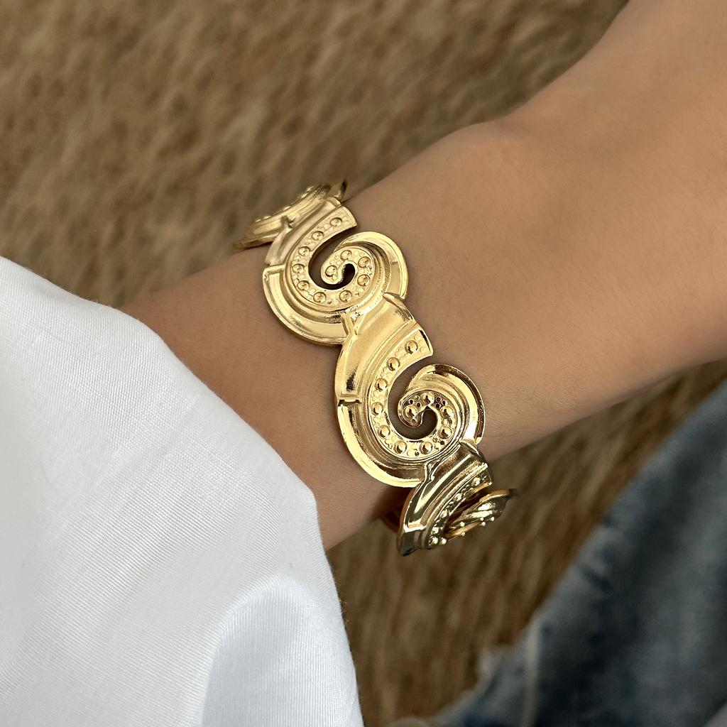 Vintage Stainless Steel Ocean Series Bangle for Women Gold Color Shell Starfish Conch Turtle Bracelet Boho Beach Party Jewelry