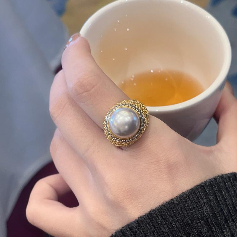 Medieval Copper-Plated Gold-Studded Diamond Pearl Open Ring Ring Ring Women'S Personality High-End Hand Jewelry
