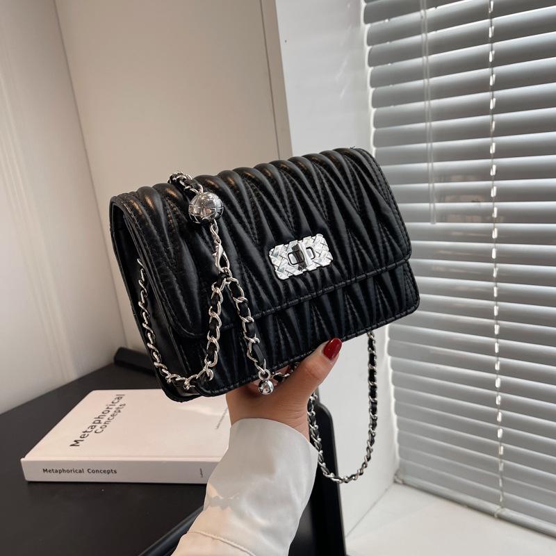 Chain Bag Women's New Fashion Small Square Bag Versatile Messenger Bag