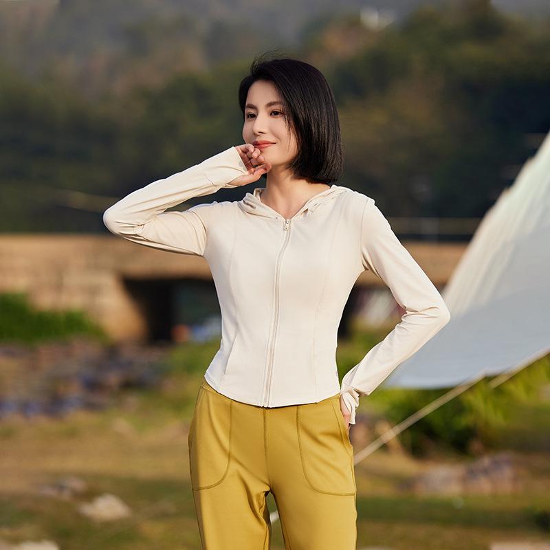 Women's Summer Slimming Outdoor Yoga Sunscreen Jacket - Breathable 2025 Ice Silk UV Protection Coat