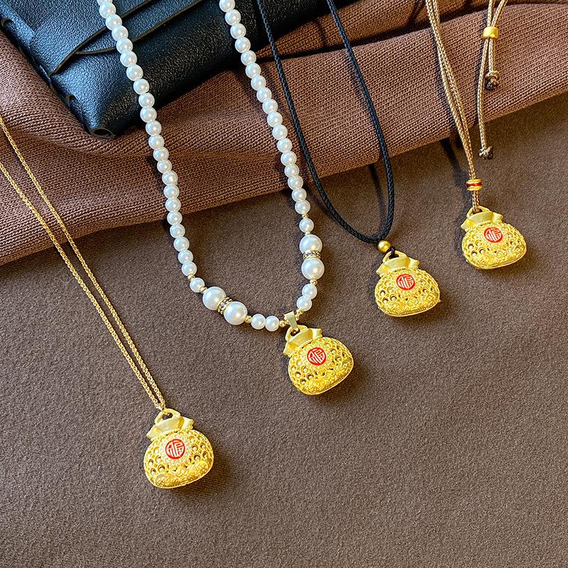 Elegant Chinese Style Gold Pendant Necklace: Exquisite, Versatile Sweater Chain & Luxury Accessory