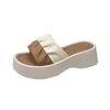 Fashion one-word drag summer casual stepping on shit feeling bread beach 2025 pregnant women new sandals wear women's cool slippers