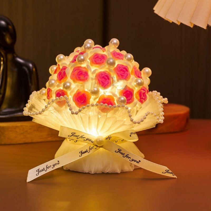 

Лампа-букет из роз DIY Набор материалов для ручного изготовления ночника с розами Подарок для девушки, подруги, матери