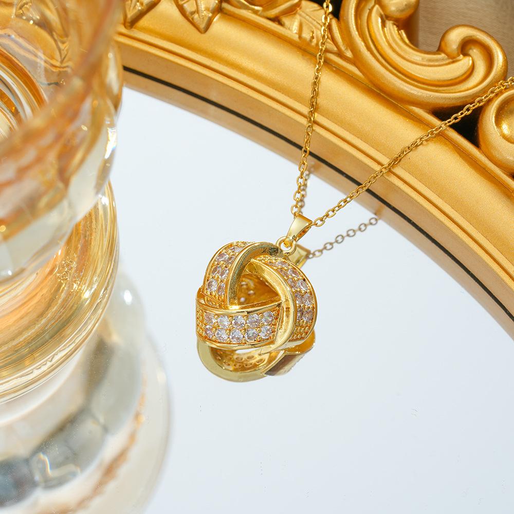 Boucles d'oreilles tendance pour femmes et ensemble collier tempérament diamant complet