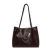 Commuter Tote Bag Women's Korean Version Retro Trendy Casual Armpit Bag 2025 New Niche Design Shoulder Bag