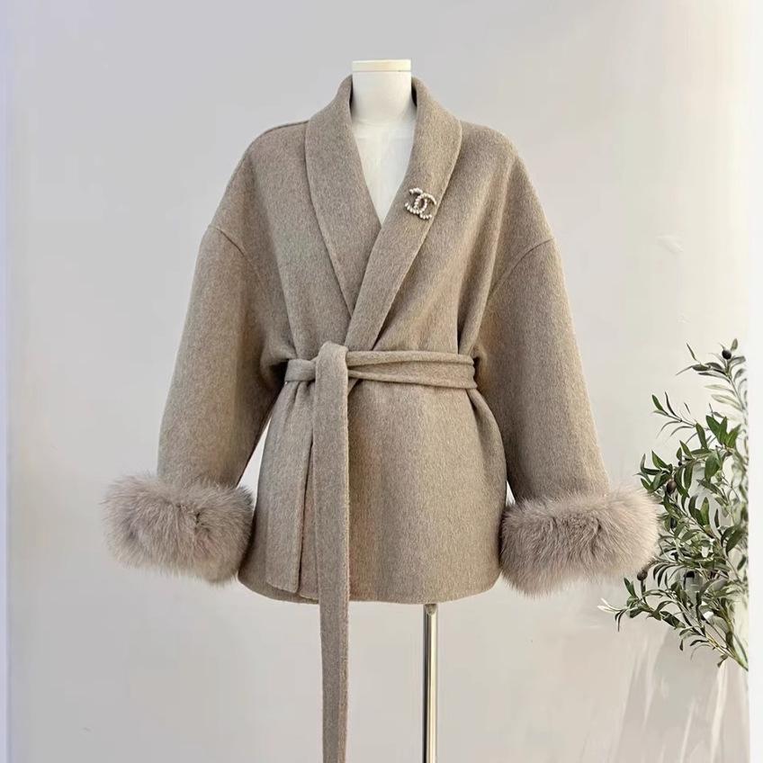 2025 Women's Short Fox Fur Wool Coat - Double-Sided Bathrobe Style