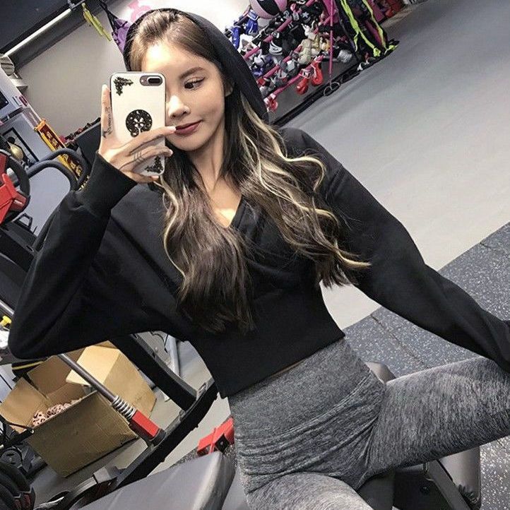Women Solid Gym Tees V Collars Leisure Yoga Tees Long Sleeve Tops For Girls Sports Tees Active Cycling Workout Street Wear Fashion Lady Tees