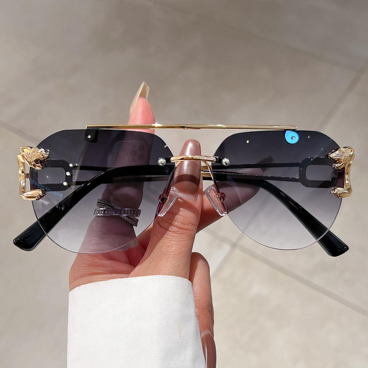 

New Model Frameless Leopard-head Sunglasses With Double Bars And Unique Beveled Edges Like Toad-shaped Lenses 90182 серый